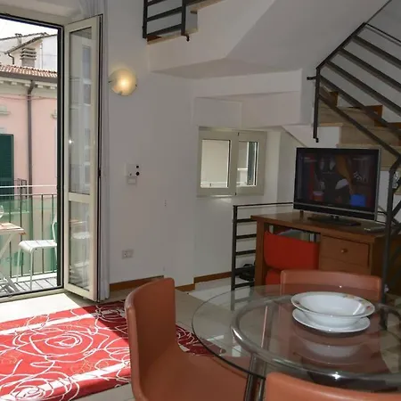 Verdi, A 100 Metri Dal Mare. Apartment Viareggio