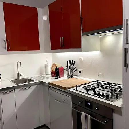 Verdi, A 100 Metri Dal Mare. Apartment